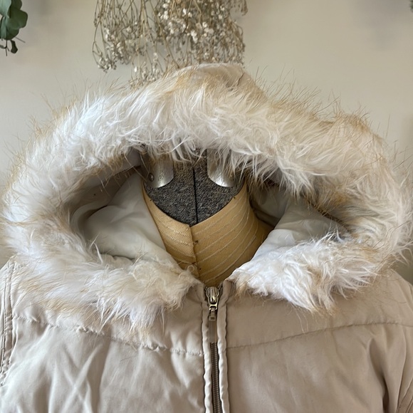 Tan winter down jacket - Picture 2 of 9